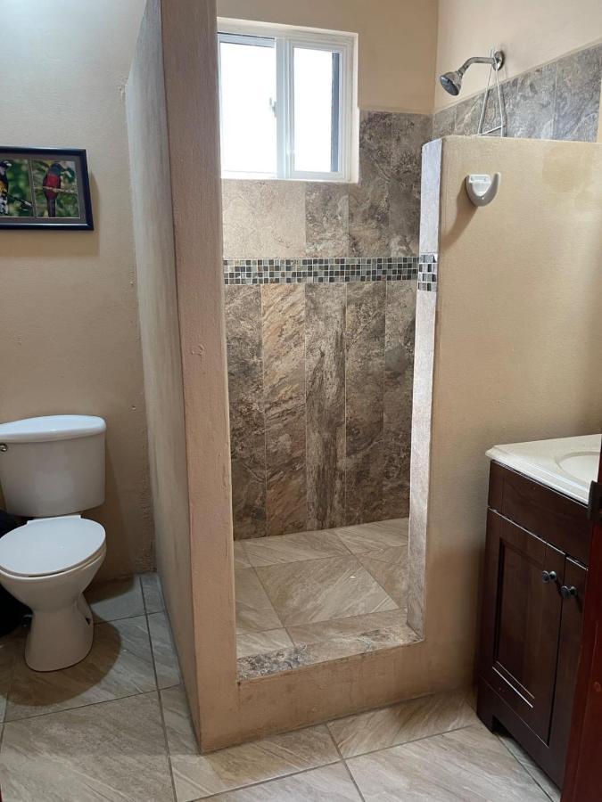 Yocamatsu Bed and Breakfast Caye Caulker Εξωτερικό φωτογραφία